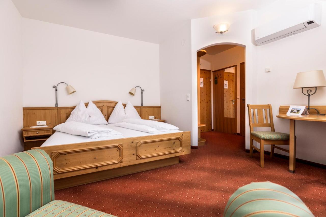 Genussgasthof & Hotel Beim Krutzler Heiligenbrunn 外观 照片