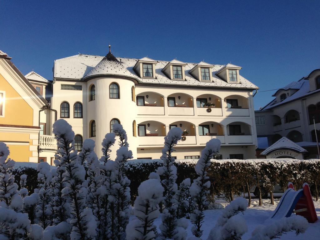 Genussgasthof & Hotel Beim Krutzler Heiligenbrunn 外观 照片