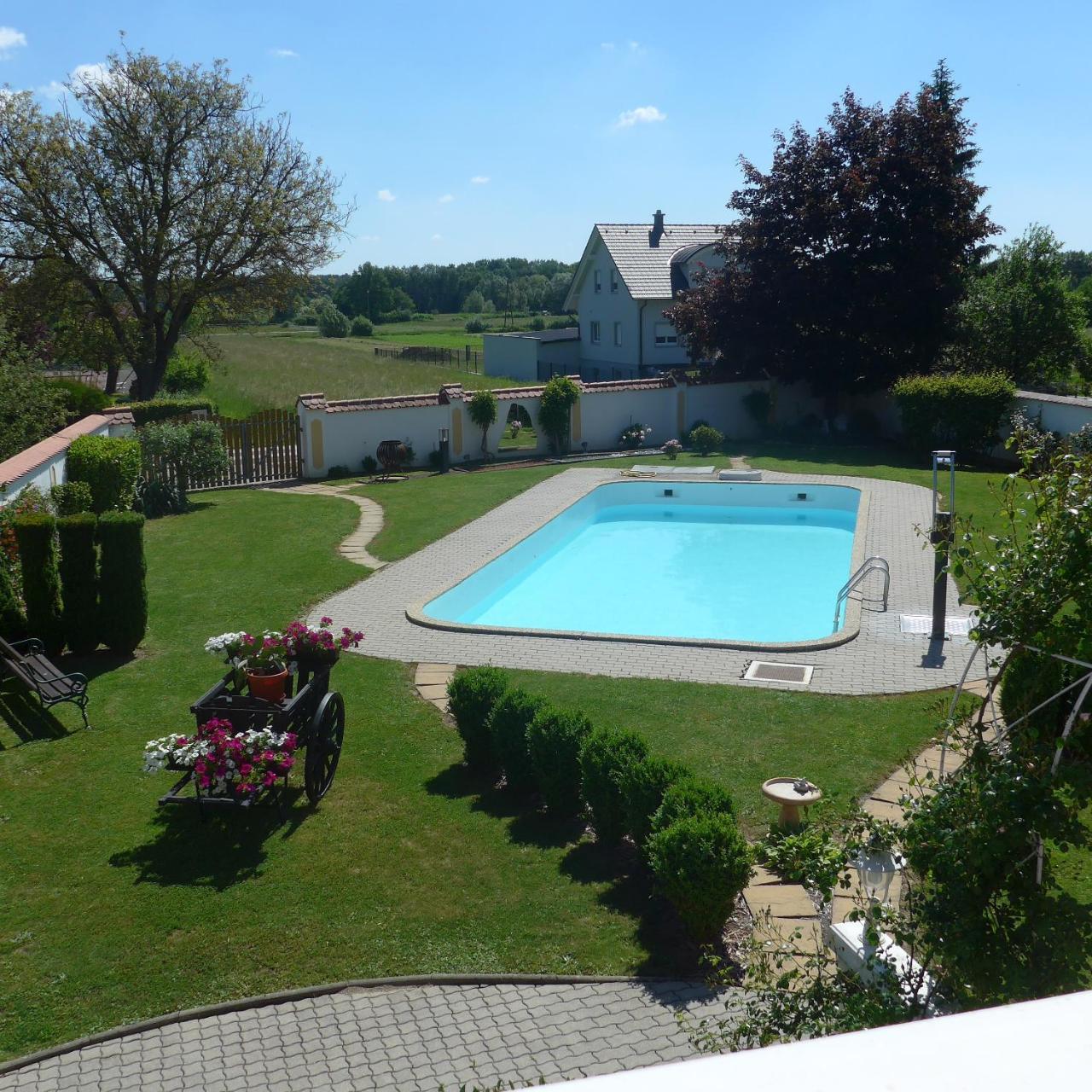 Genussgasthof & Hotel Beim Krutzler Heiligenbrunn 外观 照片